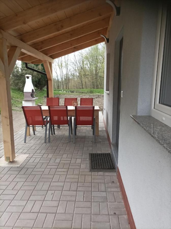 Noclegi Różanka ugości w domku wielosezonowym grupę do 6 osób Radomierz Exterior foto